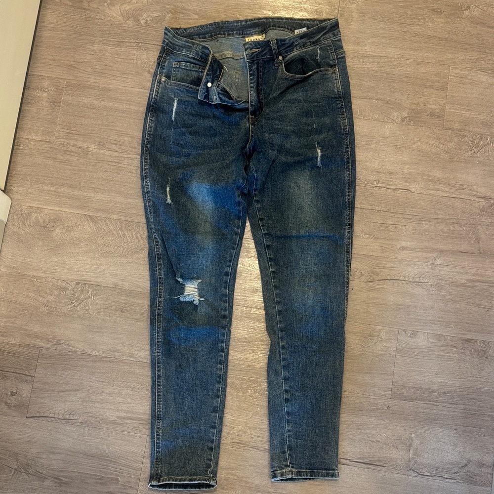 Young LA “perfect” model skinny fit jeans. 34x32